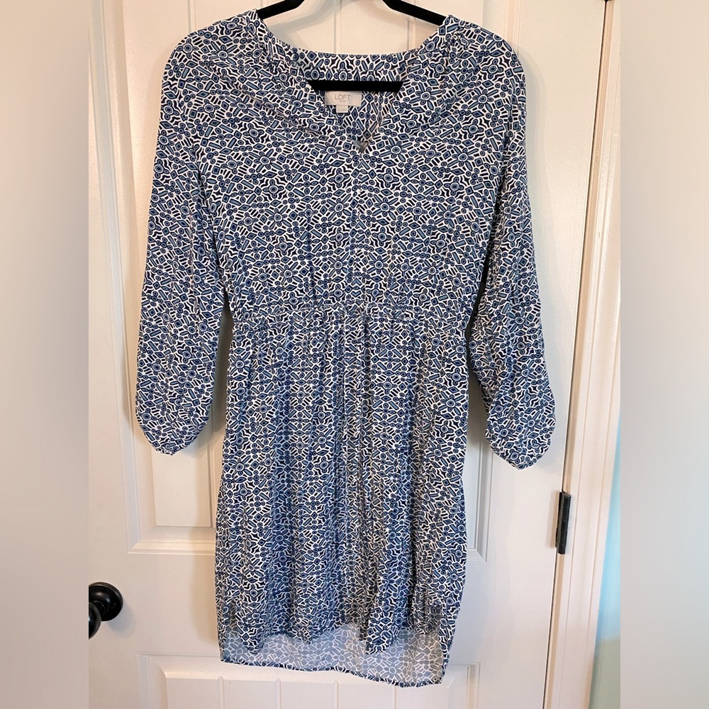 LOFT Outlet Mini Dress || Size Small || Excellent Condition